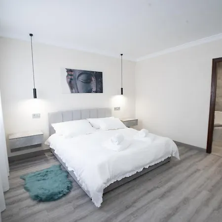Molino Suites, Apto רונדה